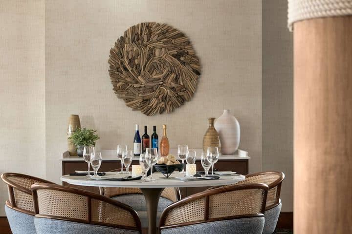 Dining 49 of 65